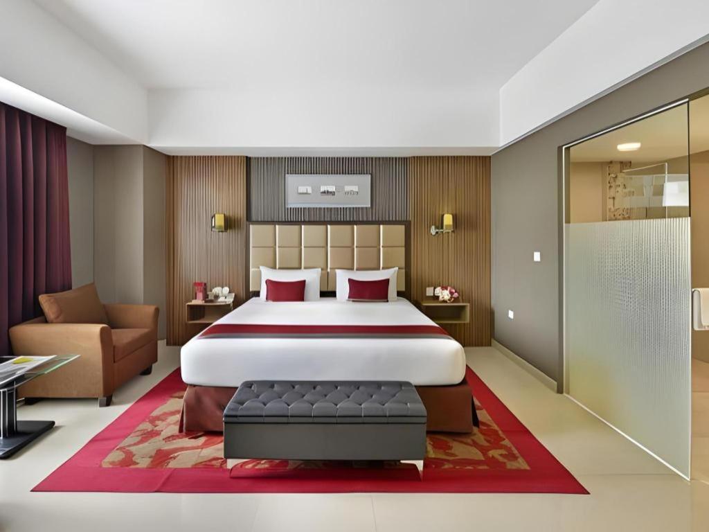 Travello Hotel Bandung Exterior photo